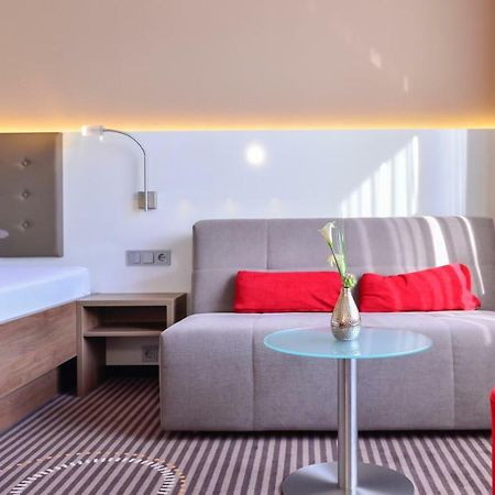 Hotel Fuchsen Kirchheim unter Teck Kültér fotó