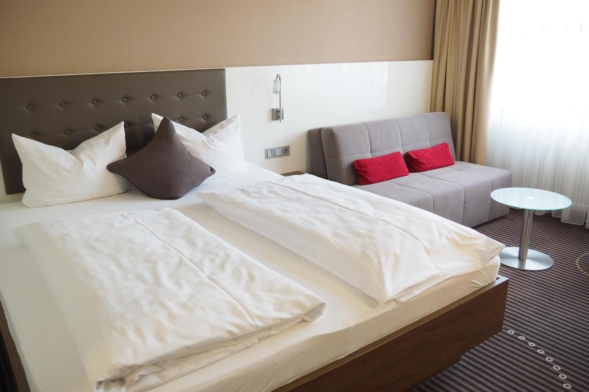 Hotel Fuchsen Kirchheim unter Teck Kültér fotó